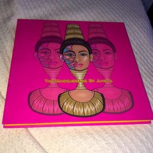 Juvia’s Place Masquerade Palette 💕